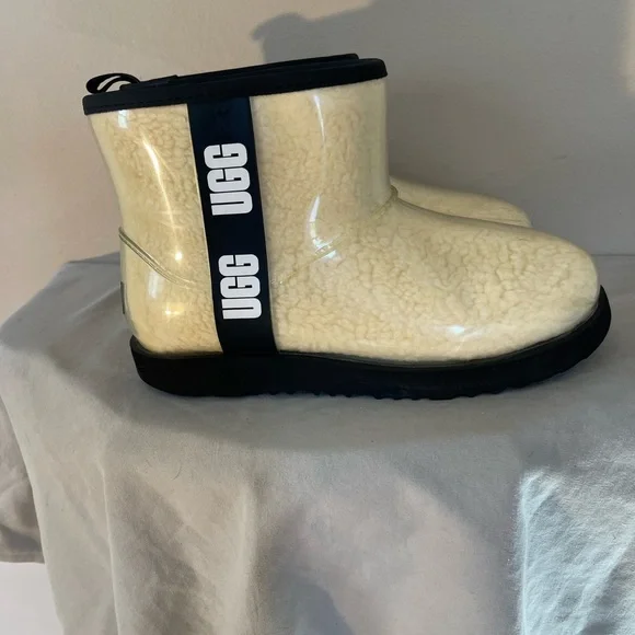 UGG Clear Classic Mini Boots Women’s 5 Uggs Ankle Slide On Shoes Rain Sheepskin - Picture 2 of 15